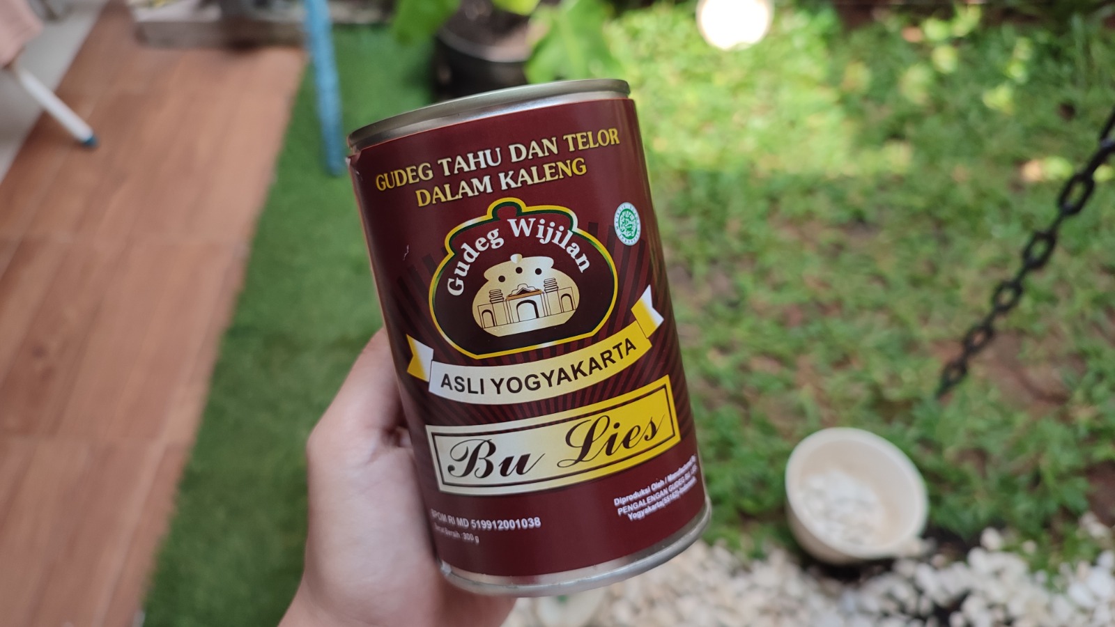 Review Oleh oleh Khas Jogja: Gudeg Kemasan Kaleng Bu Lies